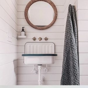 4 Loomia stone washed cotton Turkish Bath towels